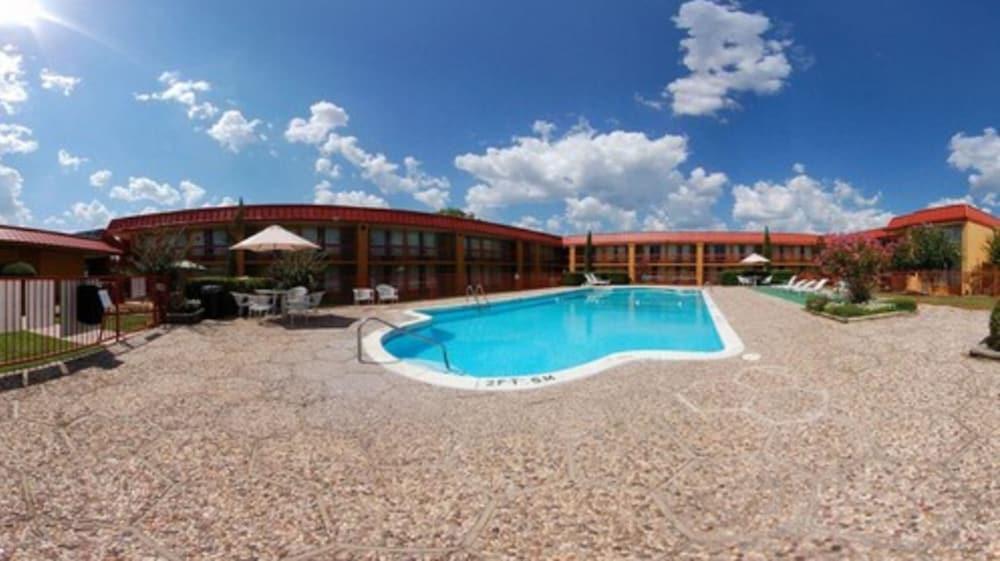 Quality Inn Ada Near University Ngoại thất bức ảnh