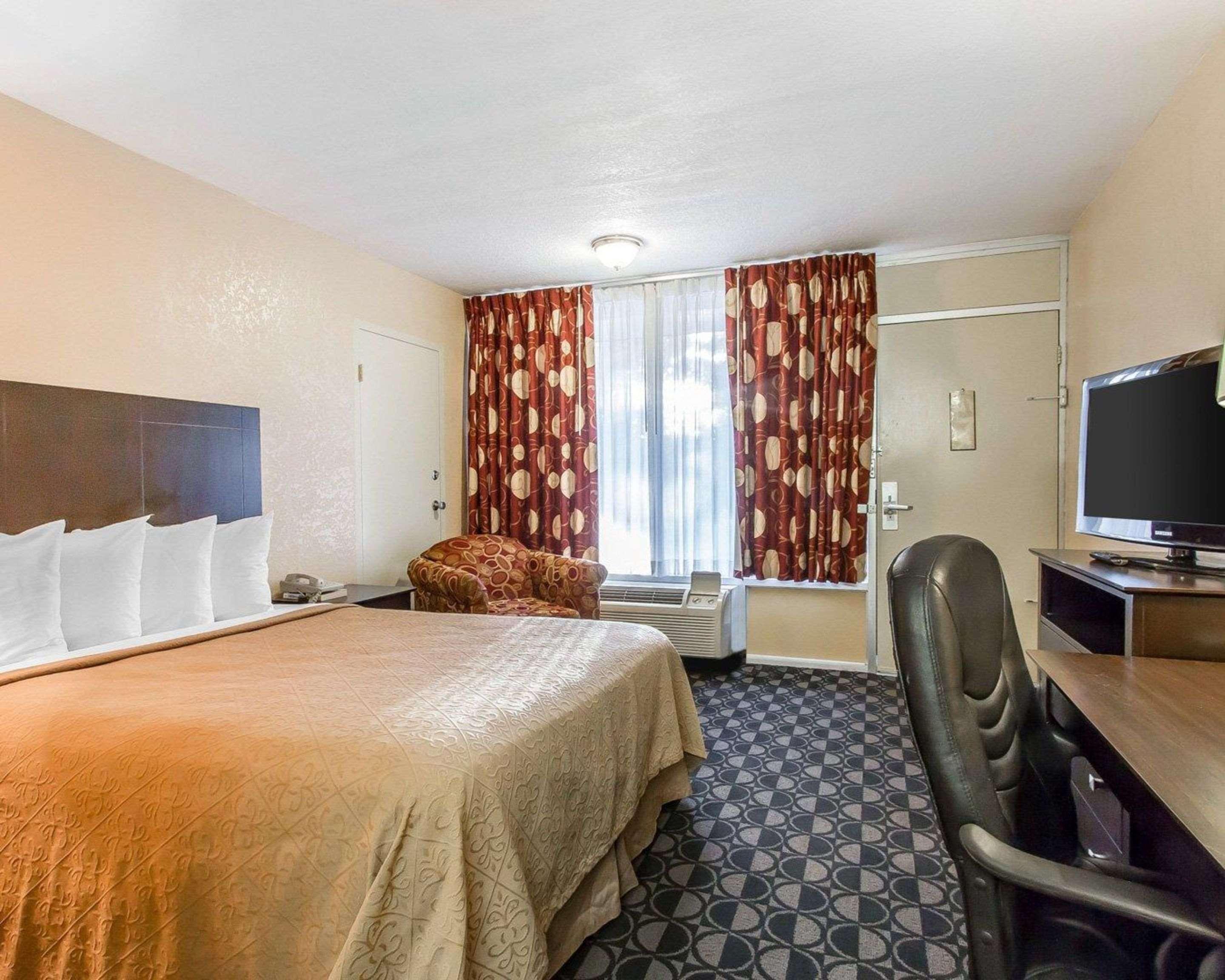 Quality Inn Ada Near University Ngoại thất bức ảnh