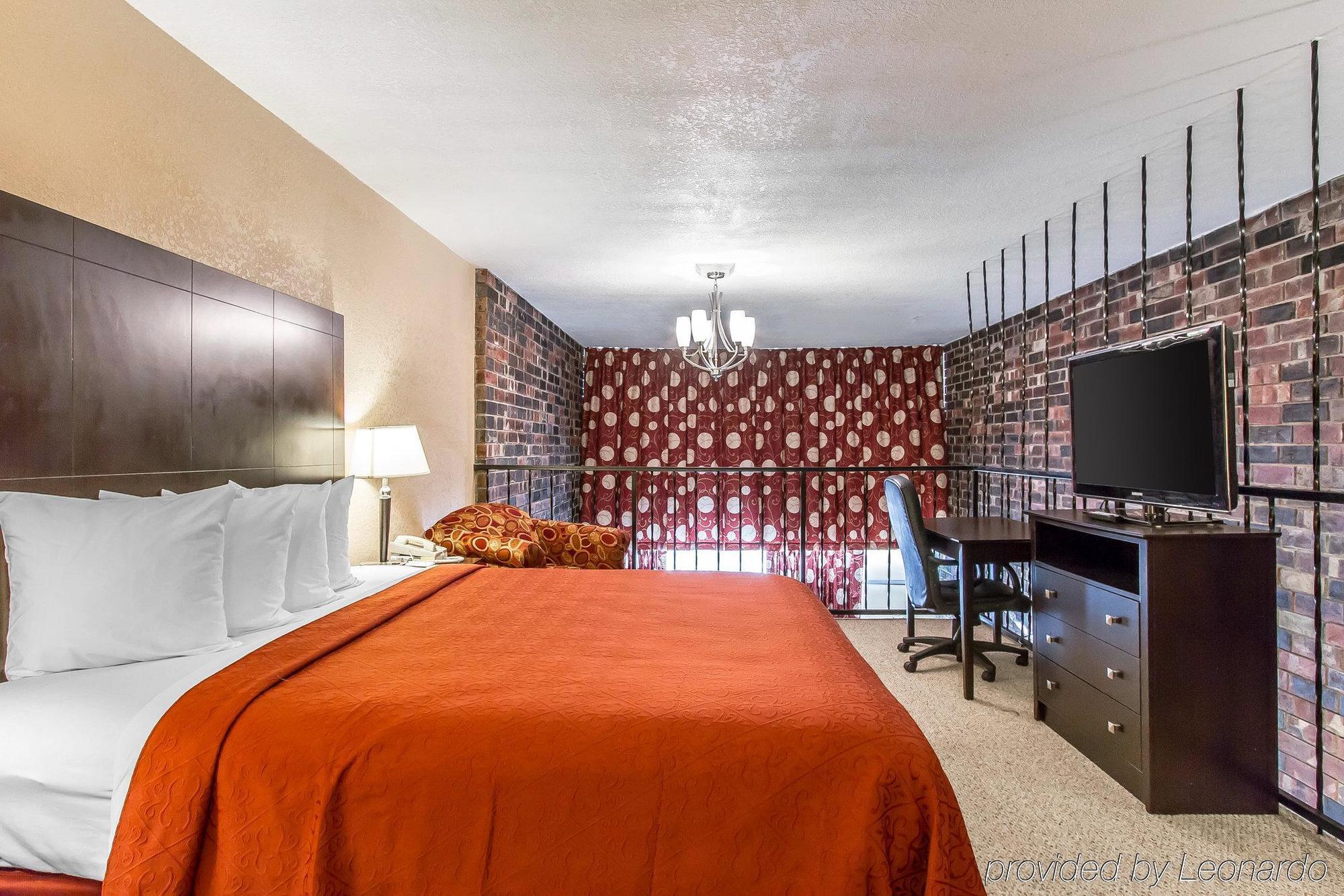 Quality Inn Ada Near University Ngoại thất bức ảnh