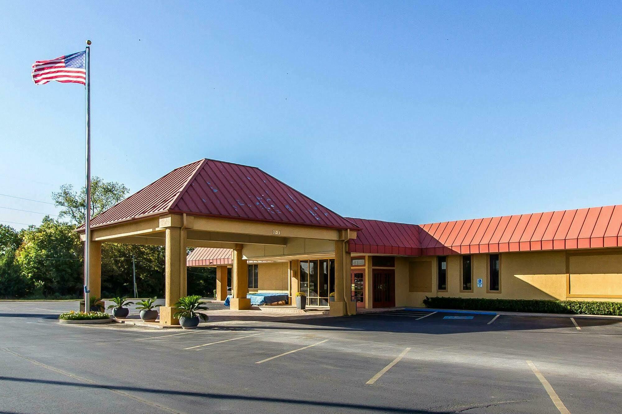 Quality Inn Ada Near University Ngoại thất bức ảnh